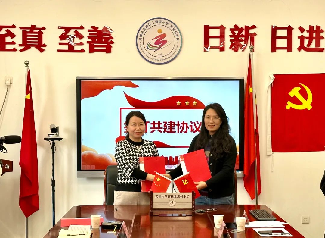 ed38bf9a2b444f68f19b2390574f211c